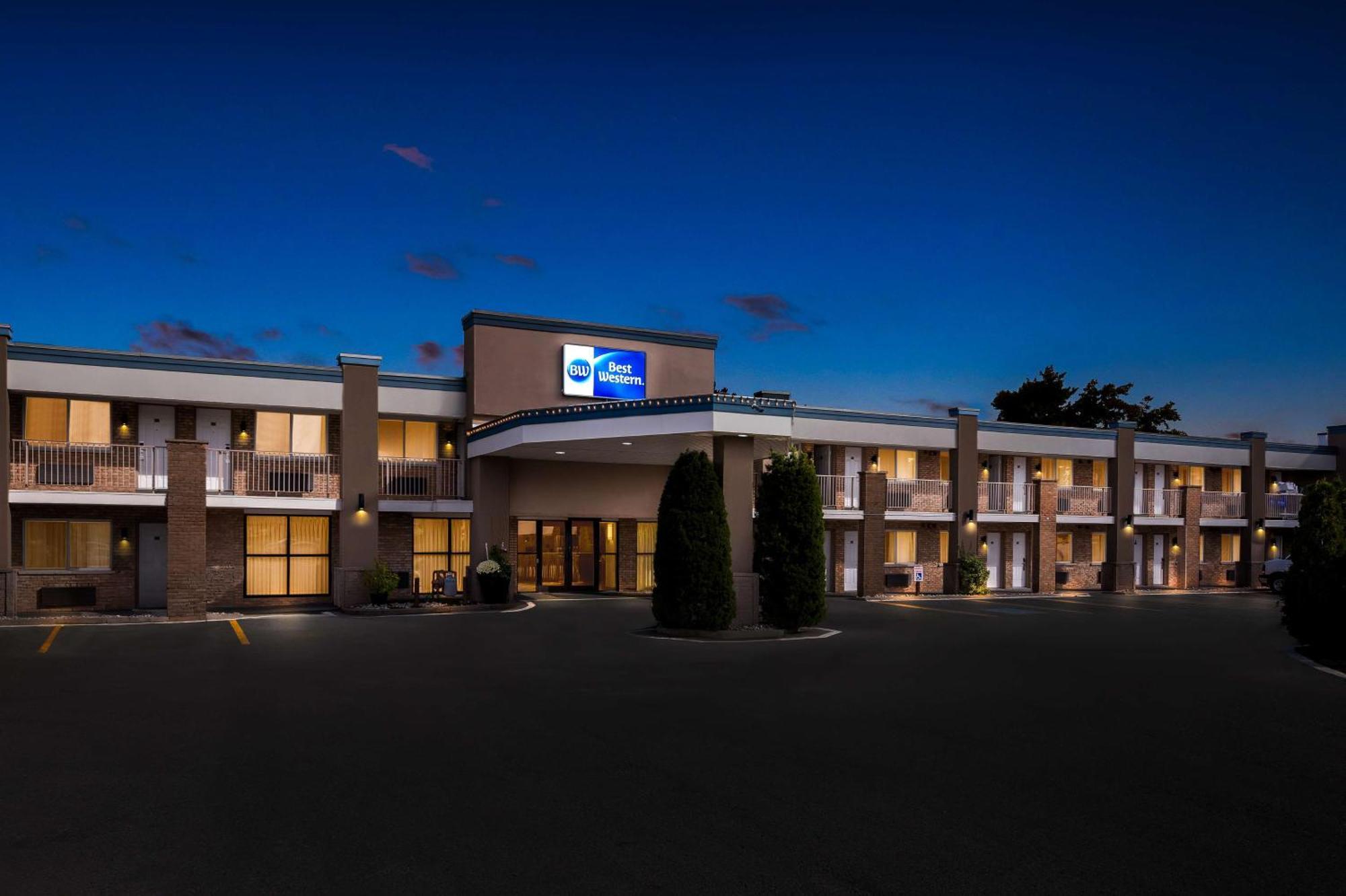 Best Western Halton Hills Georgetown Exterior photo