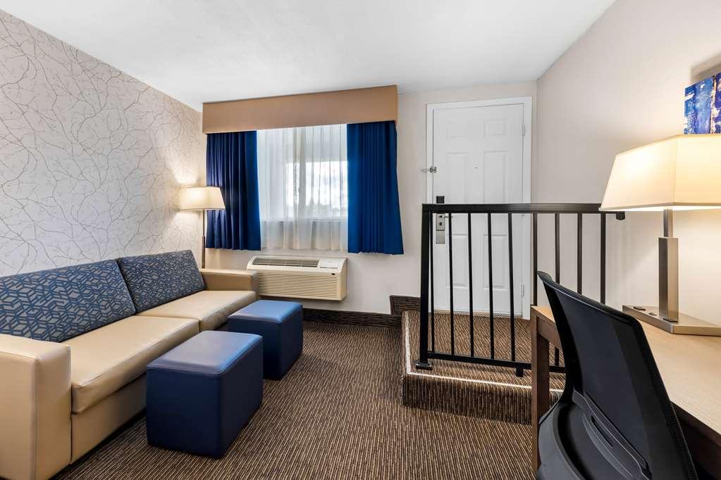 Best Western Halton Hills Georgetown Room photo